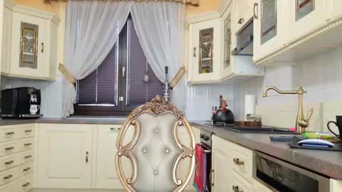 Tunde online show from 02.22.25