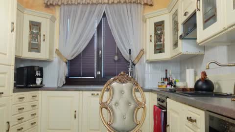 Tunde online show from 03.03.25