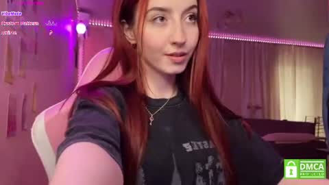 Snapshot of tutti_cutieee chatting on 07.06.26 Nika online show from 07.06.26