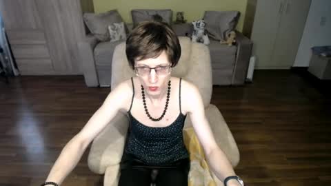 Clementine online show from 04.06.26