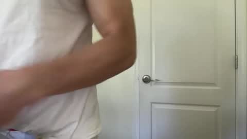 Snapshot of tw4_5 chatting on 10.20.25 tw4_5 online show from 10.20.25