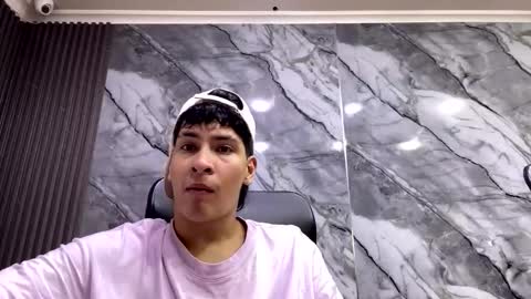 Snapshot of twink_bunny chatting on 11.03.25 samu online show from 11.03.25