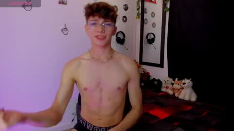 Snapshot of twink_dream__ chatting on 06.26.26 jhony online show from 06.26.26