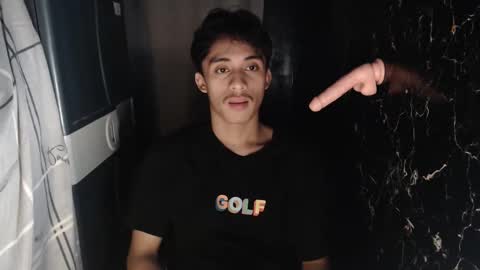 Snapshot of twink_hairyass69 chatting on 12.03.24 Aladin online show from 12.03.24