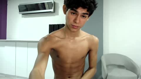 Snapshot of twink_waldorf chatting on 12.14.24 Twink Waldorf online show from 12.14.24
