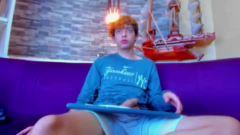 twinkk_guyy online show from 11.24.25