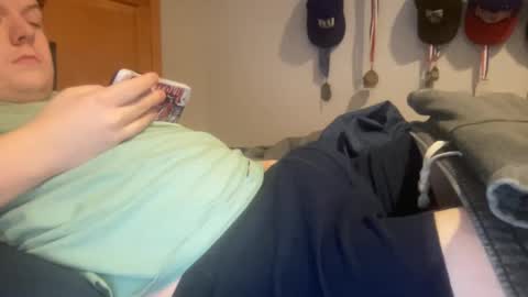 Snapshot of twinkmikexxx12 chatting on 01.31.25 mike online show from 01.31.25