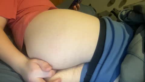 Snapshot of twinkmikexxx12 chatting on 02.10.25 mike online show from 02.10.25