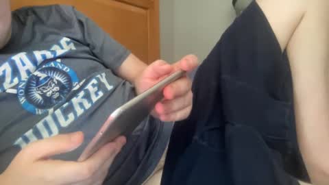 Snapshot of twinkmikexxx12 chatting on 09.11.25 mike online show from 09.11.25