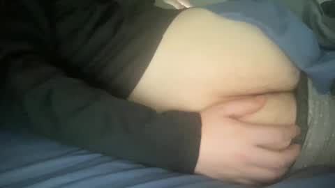 Snapshot of twinkmikexxx12 chatting on 10.24.25 mike online show from 10.24.25