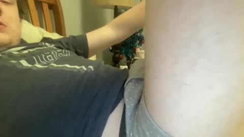 Snapshot of twinkmikexxx12 chatting on 12.14.25 mike online show from 12.14.25