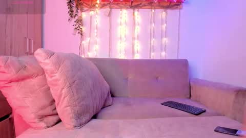 Snapshot of twinksboys_23 chatting on 02.10.26 twinksboys_23 online show from 02.10.26