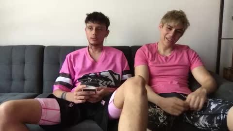 Derrick online show from 10.17.25