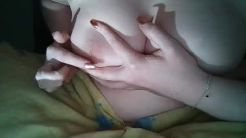 twixie33 online show from 01.26.25