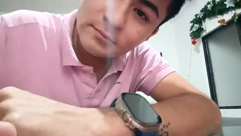 Snapshot of twobabys25 chatting on 11.30.25 twobabys25 online show from 11.30.25