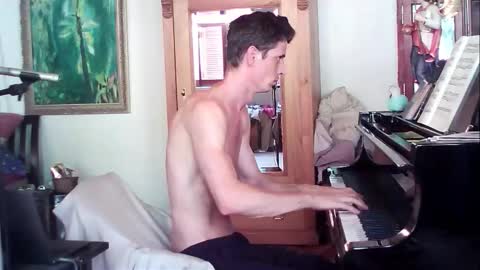 TobeBritta online show from 12.10.24