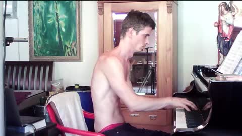 TobeBritta online show from 02.12.25