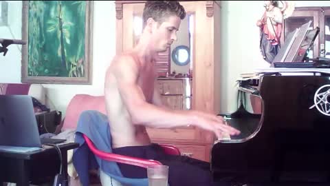 TobeBritta online show from 11.09.25