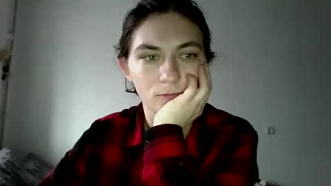 twolatte1520 online show from 11.28.25