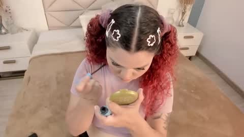 Twiggy online show from 02.22.26