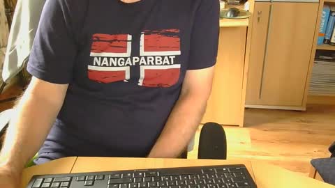 Snapshot of tx68 chatting on 05.31.26 tx68 online show from 05.31.26