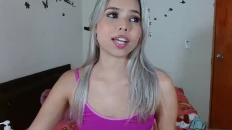 tyfanny19 online show from 01.30.25