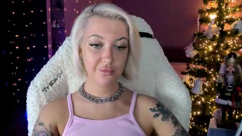 Miley online show from 12.25.24