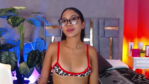 tyla_ks online show from 01.05.26