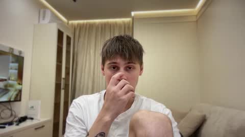 tyler_garrner online show from 11.03.25