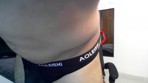 Snapshot of tyler_hank1 chatting on 09.14.25 tyler_hank1 online show from 09.14.25