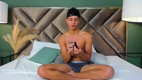 Snapshot of tyler_rodriguez chatting on 02.18.25 Tyler Rodriguez online show from 02.18.25