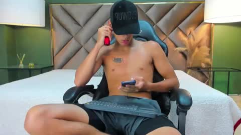 Snapshot of tyler_rodriguez chatting on 09.30.25 Tyler Rodriguez online show from 09.30.25