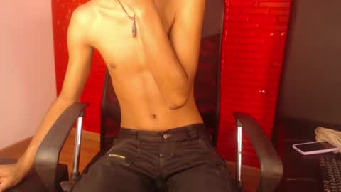 tyler_wolf_1 online show from 10.07.25