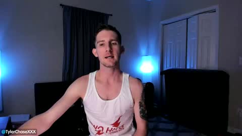 Snapshot of tylerchasexxx chatting on 09.11.25 Tyler Chase online show from 09.11.25