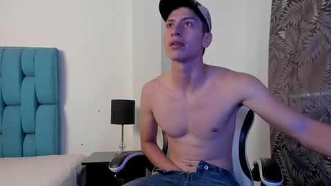 Snapshot of tylercold_x chatting on 09.29.25 Tyler online show from 09.29.25
