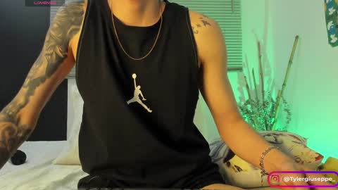 Snapshot of tylergiuseppe_ chatting on 01.17.25 tylergiuseppe_ online show from 01.17.25