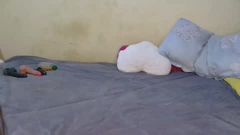 tynniee online show from 02.25.26