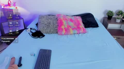 tyra   online show from 09.09.25