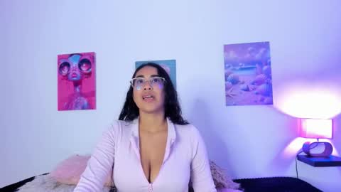 tyra   online show from 10.16.25