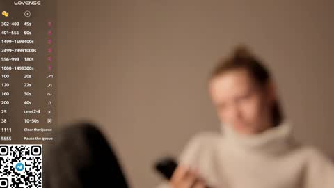 Christine 3 Next broadcast tomorrow at 2100 GMT 5 online show from 04.10.26