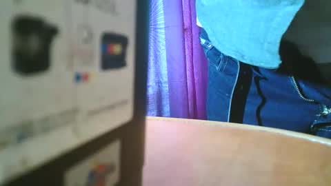 Snapshot of u02g2 chatting on 05.16.26 u02g2 online show from 05.16.26