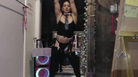 Azelia B online show from 11.11.25