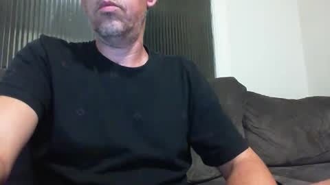 Snapshot of ucanwatchmeaus chatting on 01.15.26 UcanwatchmeAUS online show from 01.15.26