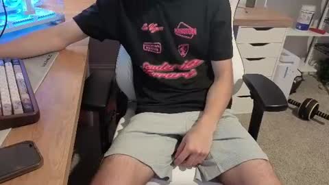 Love Lain online show from 07.24.26