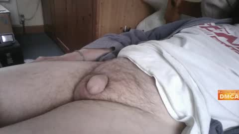 Hairy UK guy online show from 01.07.25