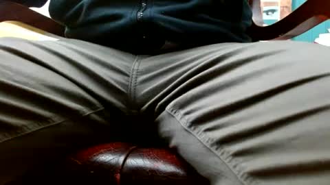 Snapshot of ukclive chatting on 09.26.25 ukclive online show from 09.26.25