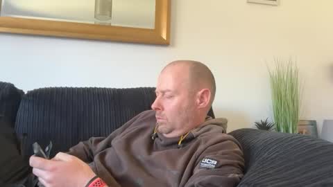 ukmatty3 online show from 04.24.26