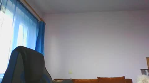 ulmeni4 online show from 12.22.25