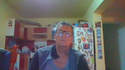 Snapshot of ulmeni4 chatting on 04.24.26 ulmeni4 online show from 04.24.26
