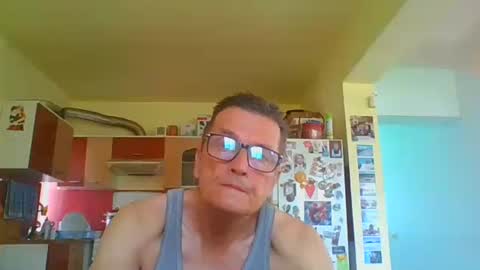 Snapshot of ulmeni4 chatting on 04.25.26 ulmeni4 online show from 04.25.26